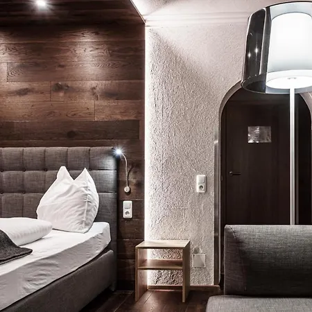 Отель Stocker Фордерстодер